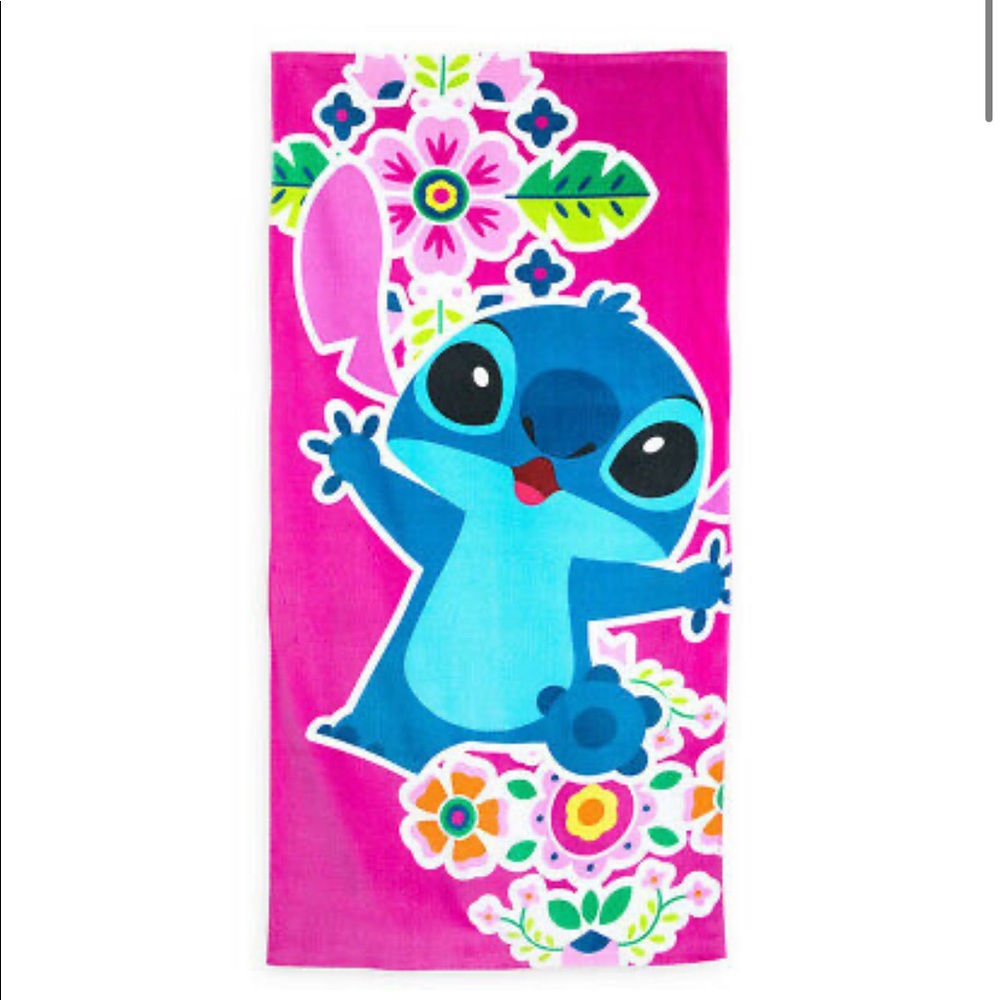 Disney Stitch Beach / Bath Towel (BNWOT)